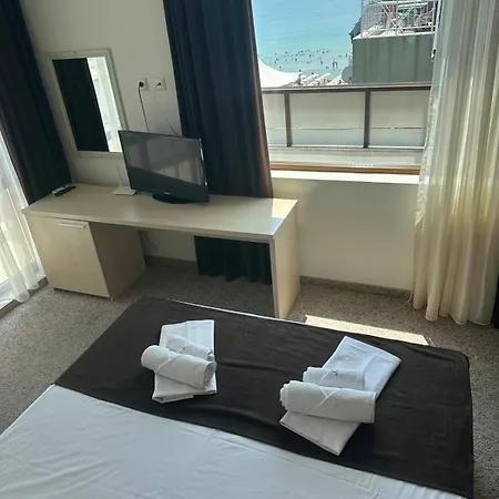 Hotel de apartamente La Piazza &
