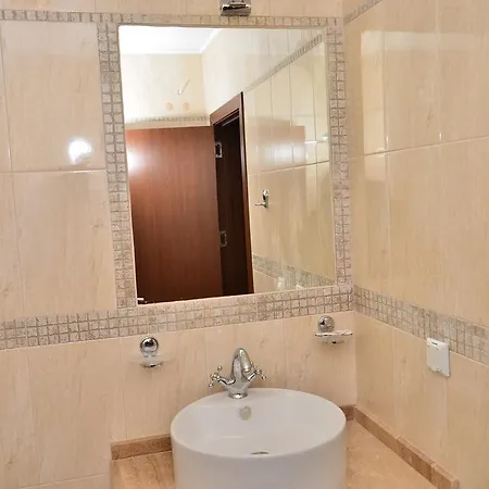 Hotel de apartamente La Piazza & Primorsko