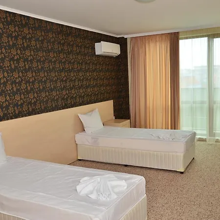 La Piazza & Hotel de apartamente 4*