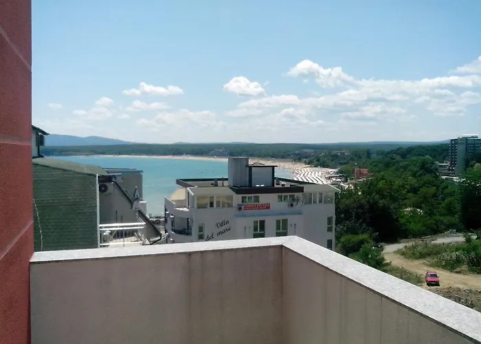 La Piazza & Ξενοδοχείο με διαμερίσματα