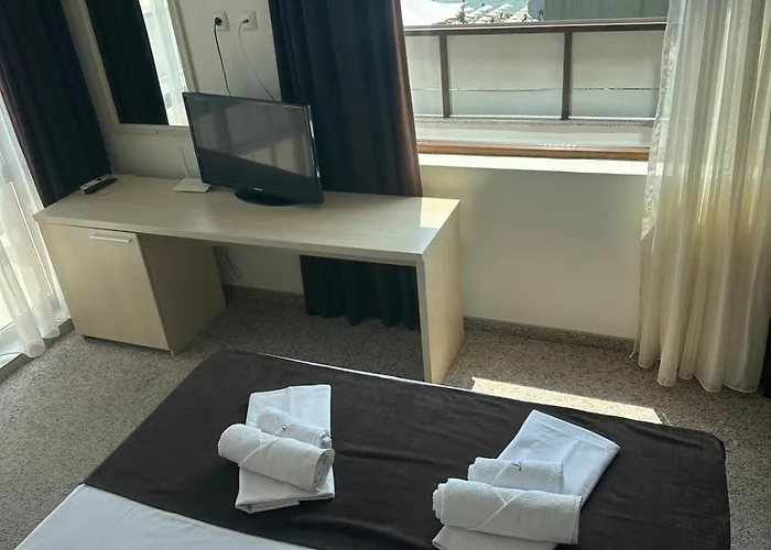 Ξενοδοχείο με διαμερίσματα La Piazza &