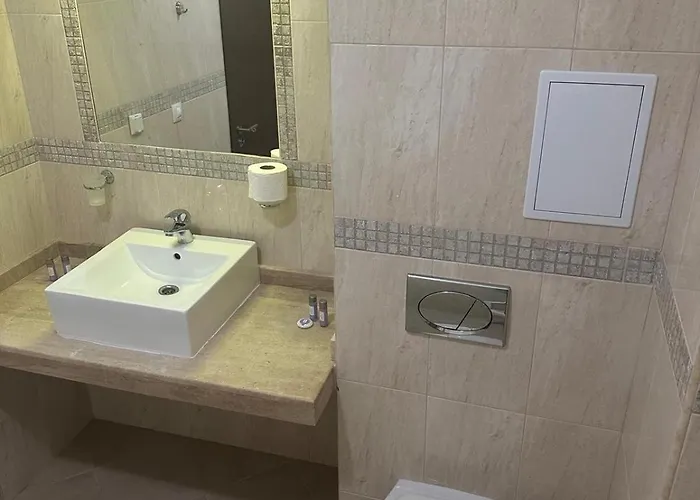 La Piazza & Ξενοδοχείο με διαμερίσματα