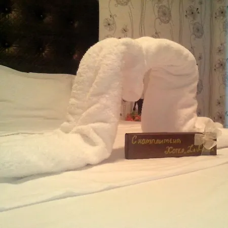 La Piazza & Aparthotel 3*